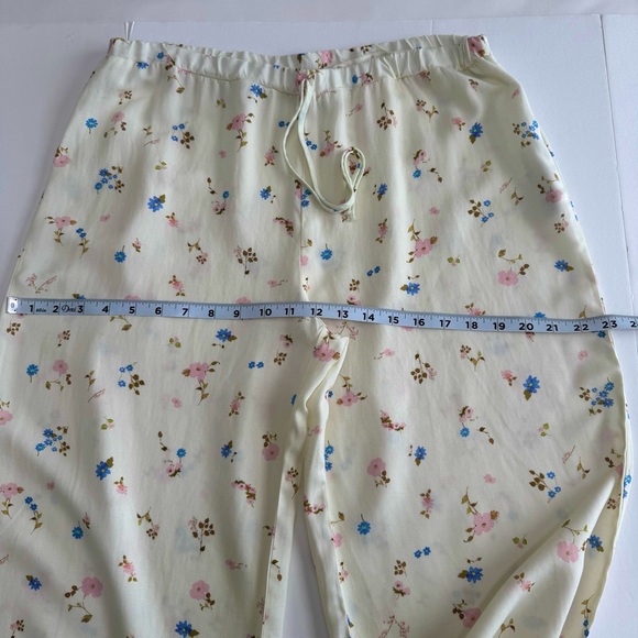 ASOS DESIGN Linen-Look Ditsy Floral Wide Leg Pants Cream M High Rise - Picture 12 of 14